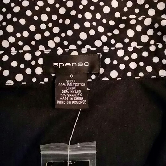 Black and white polka dot blouse. - Picture 4 of 5